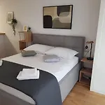 Alta سبليت